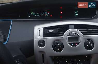 Минивэн Renault Grand Scenic 2006 в 