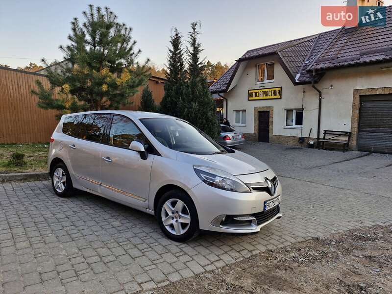 Renault Grand Scenic 2015