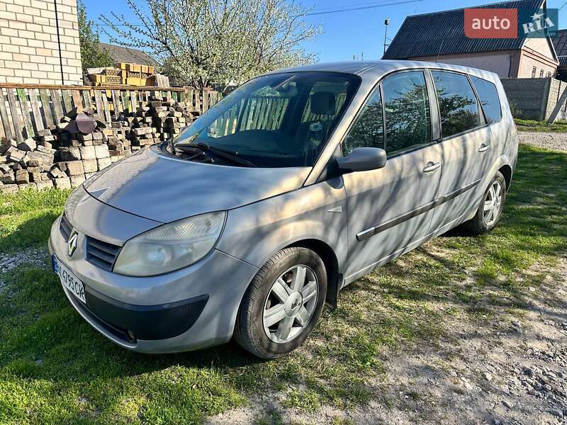 Renault Grand Scenic 2005