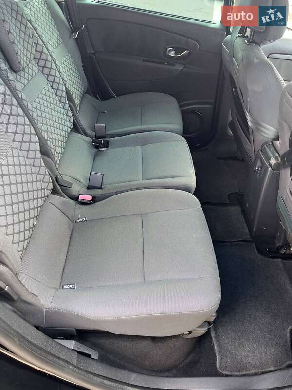 Мінівен Renault Grand Scenic 2011 в Івано-Франківську