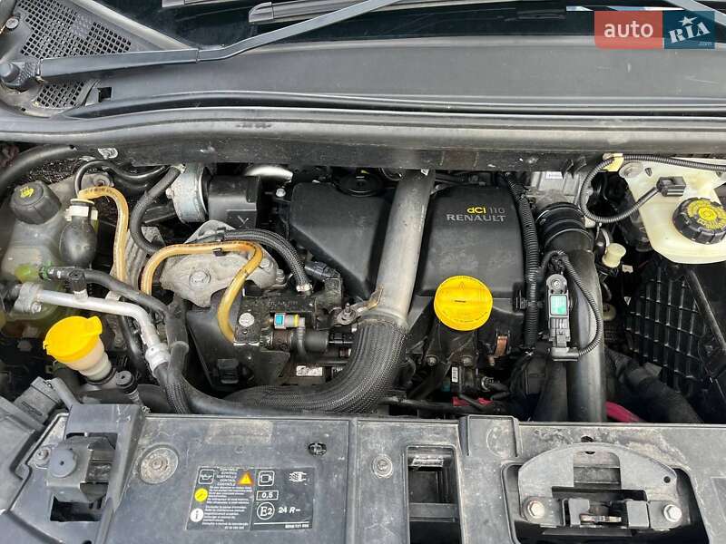 Мінівен Renault Grand Scenic 2011 в Івано-Франківську