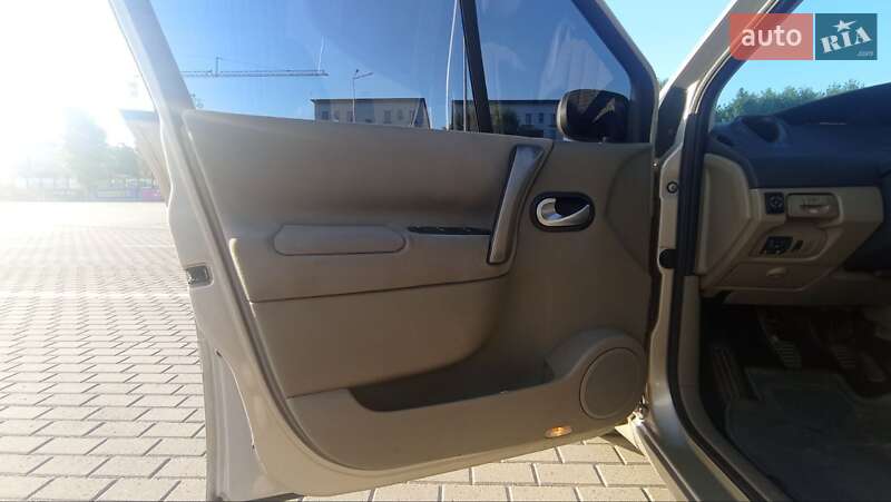 Минивэн Renault Grand Scenic 2006 в Тернополе фото 20 Минивэн Renault Grand Scenic 2006 в Тернополе