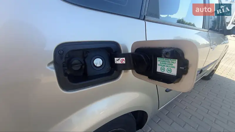 Renault Grand Scenic 2006 VIN VF1JM0UD635421401 фото оголошення 24 з 69