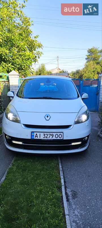 Renault Grand Scenic 2012