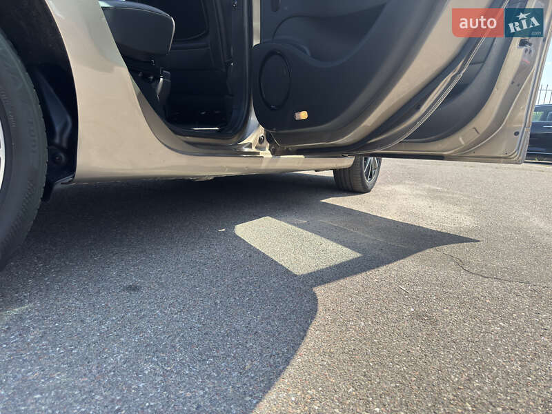 Минивэн Renault Grand Scenic 2013 в Киеве