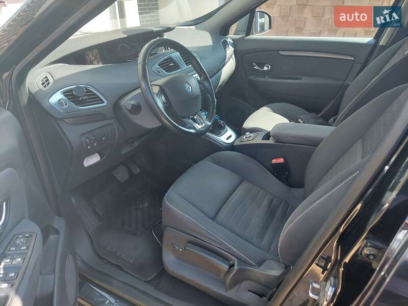Мінівен Renault Grand Scenic 2015 в Луцьку