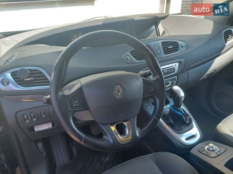 Мінівен Renault Grand Scenic 2015 в Луцьку
