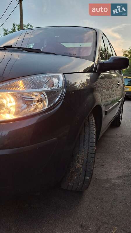 Минивэн Renault Grand Scenic 2005 в Луцке