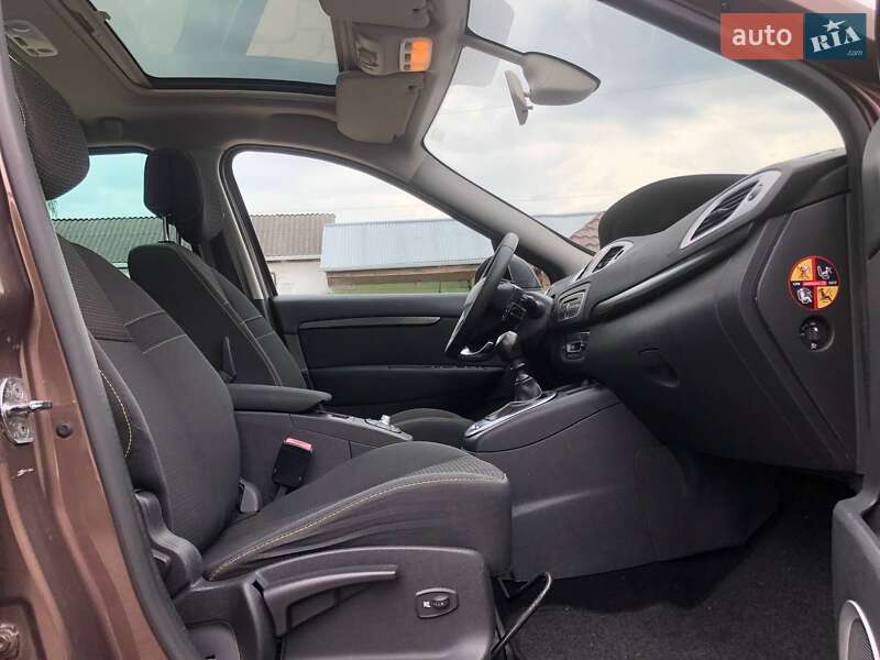 Минивэн Renault Grand Scenic 2011 в Ковеле
