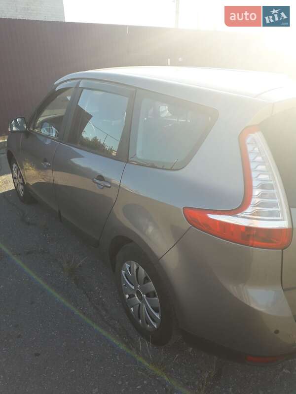 Минивэн Renault Grand Scenic 2009 в Кременчуге