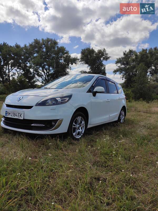Минивэн Renault Grand Scenic 2013 в Ромнах