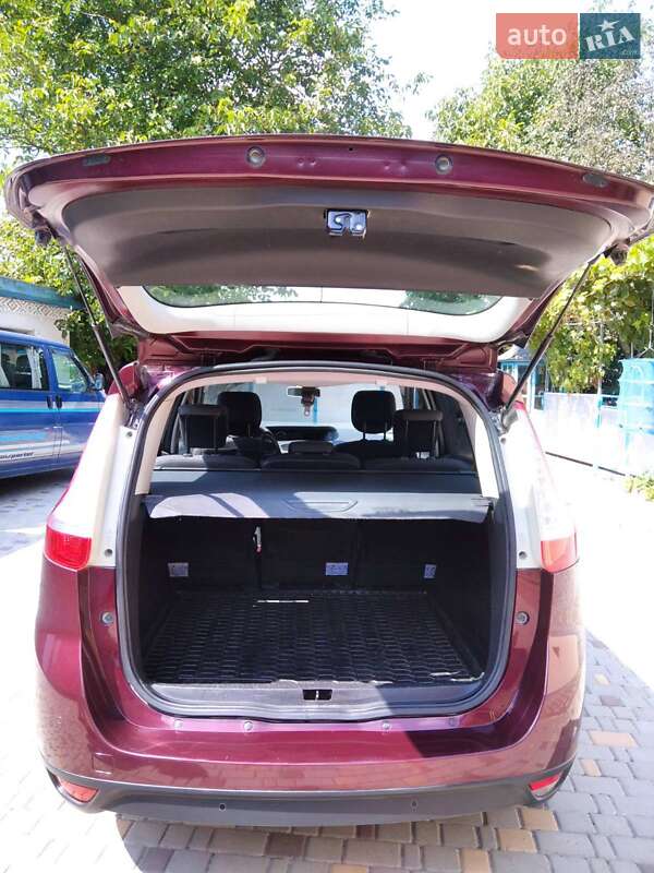 Мінівен Renault Grand Scenic 2012 в Кам'янець-Подільському