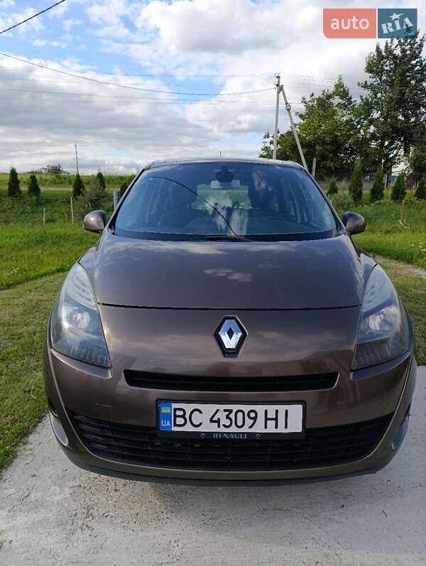 Минивэн Renault Grand Scenic 2010 в Каменке-Бугской