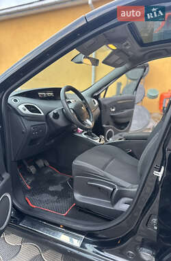 Минивэн Renault Grand Scenic 2010 в 