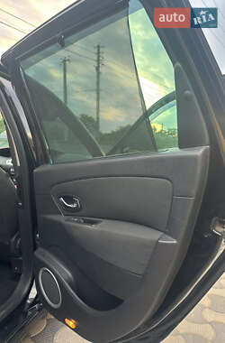 Минивэн Renault Grand Scenic 2010 в 