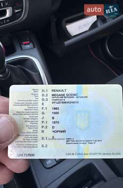 Минивэн Renault Grand Scenic 2010 в 