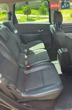Минивэн Renault Grand Scenic 2014 в 