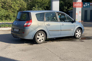 Минивэн Renault Grand Scenic 2004 в 