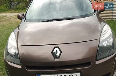 Минивэн Renault Grand Scenic 2011 в Черновцах