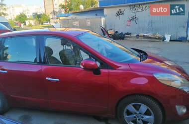 Мінівен Renault Grand Scenic 2010 в Києві