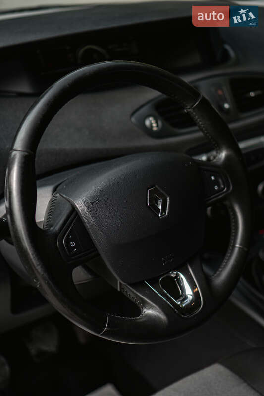 Мінівен Renault Grand Scenic 2014 в Бурштині