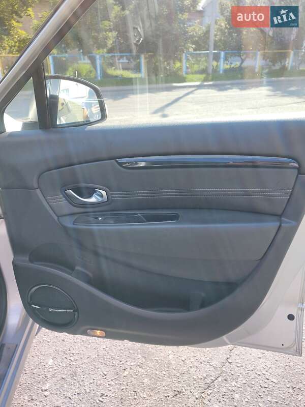 Минивэн Renault Grand Scenic 2010 в Белой Церкви