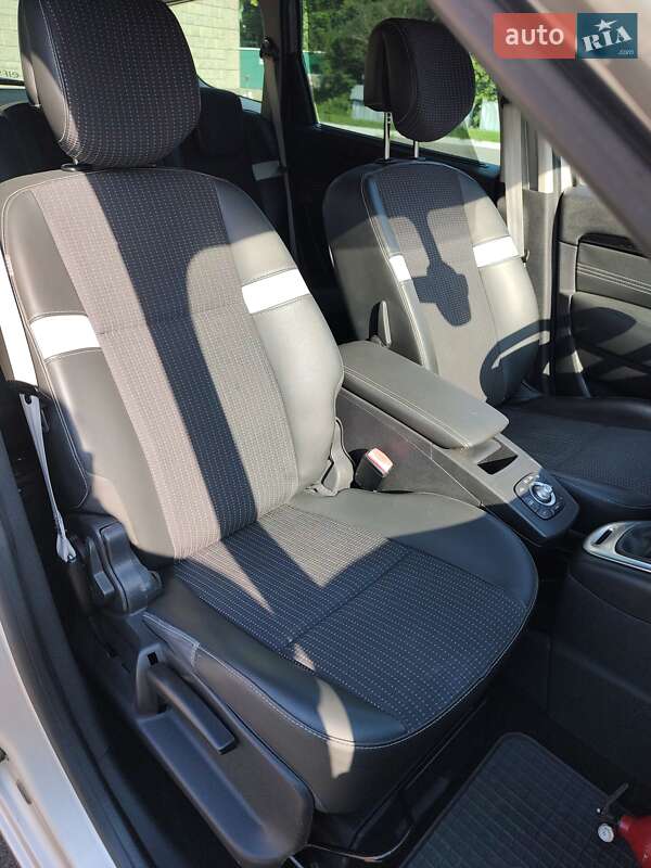 Минивэн Renault Grand Scenic 2010 в Белой Церкви