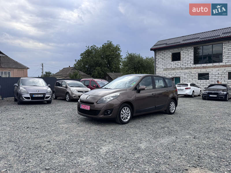Renault Grand Scenic 2010