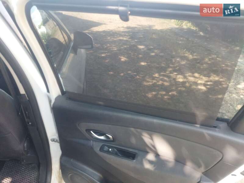 Мінівен Renault Grand Scenic 2010 в Херсоні фото 2 Мінівен Renault Grand Scenic 2010 в Херсоні