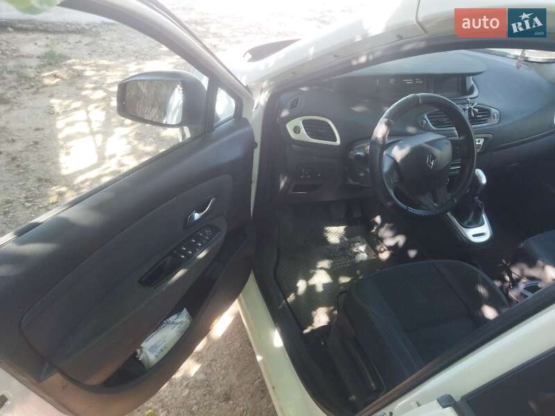 Мінівен Renault Grand Scenic 2010 в Херсоні фото 14 Мінівен Renault Grand Scenic 2010 в Херсоні