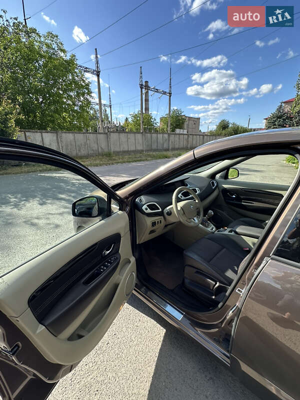 Минивэн Renault Grand Scenic 2009 в Ровно