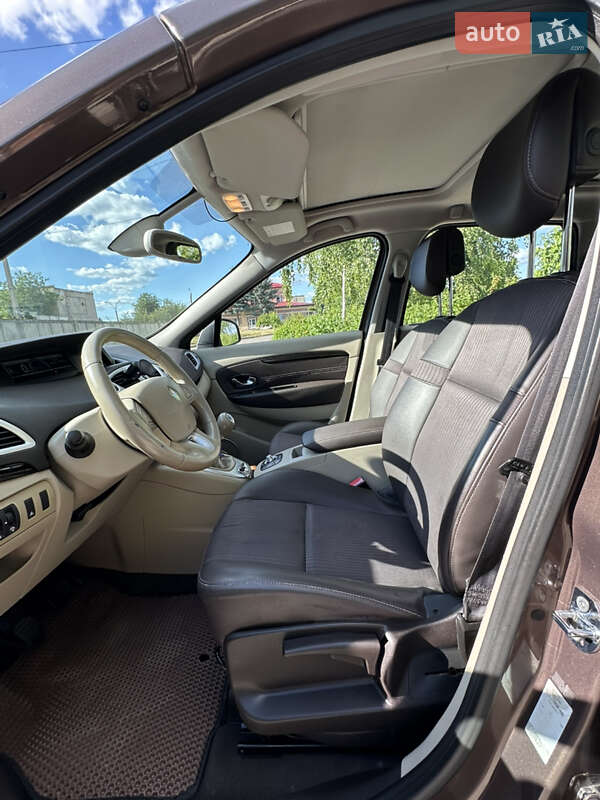 Минивэн Renault Grand Scenic 2009 в Ровно