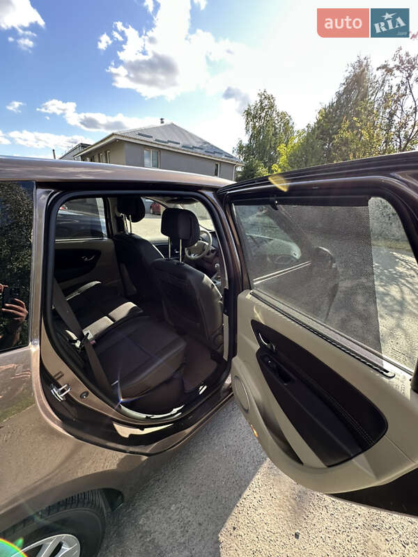 Минивэн Renault Grand Scenic 2009 в Ровно