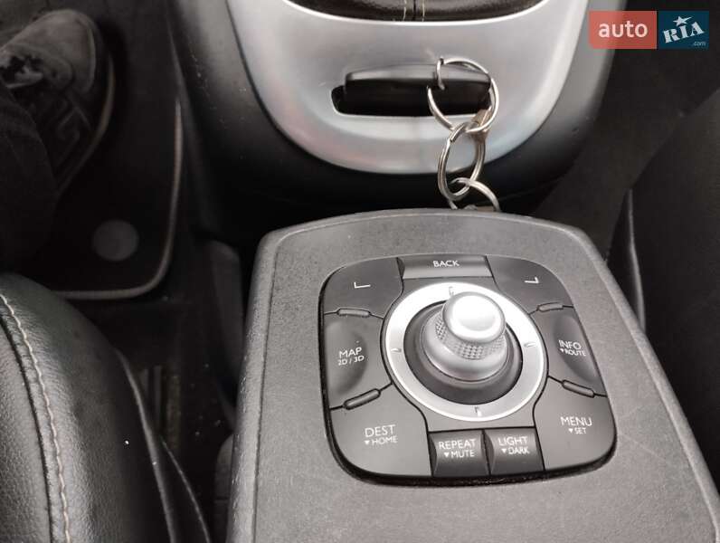 Минивэн Renault Grand Scenic 2011 в Стрые фото 39 Минивэн Renault Grand Scenic 2011 в Стрые