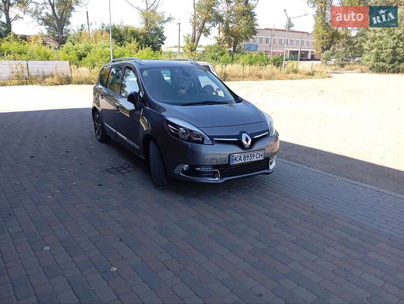 Минивэн Renault Grand Scenic 2016 в Коростене