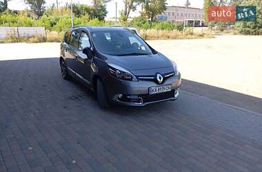 Минивэн Renault Grand Scenic 2016 в 