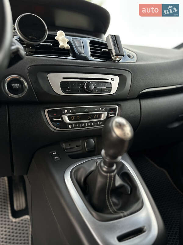 Мінівен Renault Grand Scenic 2015 в Мостиській