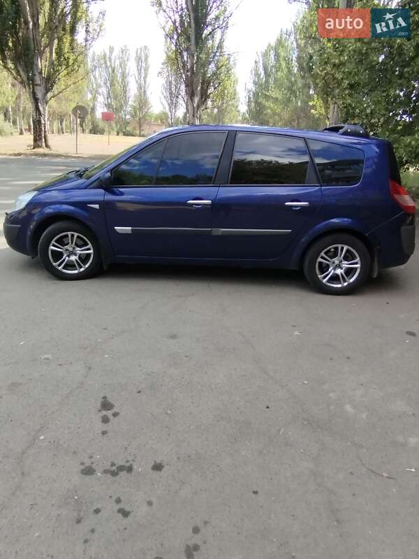 Мінівен Renault Grand Scenic 2004 в Кривому Розі фото 5 Мінівен Renault Grand Scenic 2004 в Кривому Розі