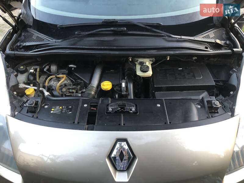 Минивэн Renault Grand Scenic 2009 в Бурштыне