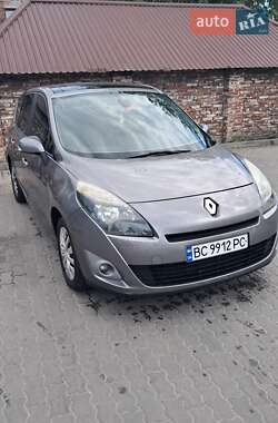 Мінівен Renault Grand Scenic 2011 в Львові