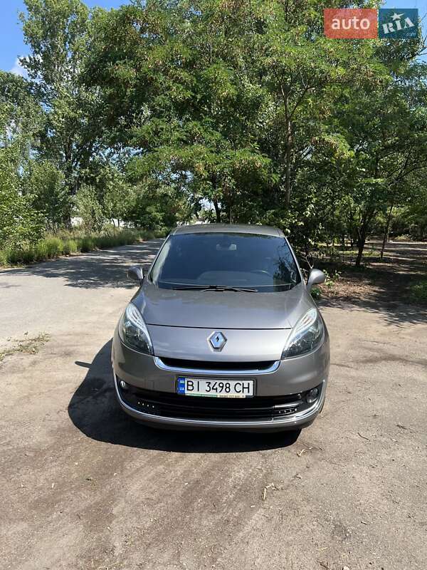 Минивэн Renault Grand Scenic 2012 в Кременчуге