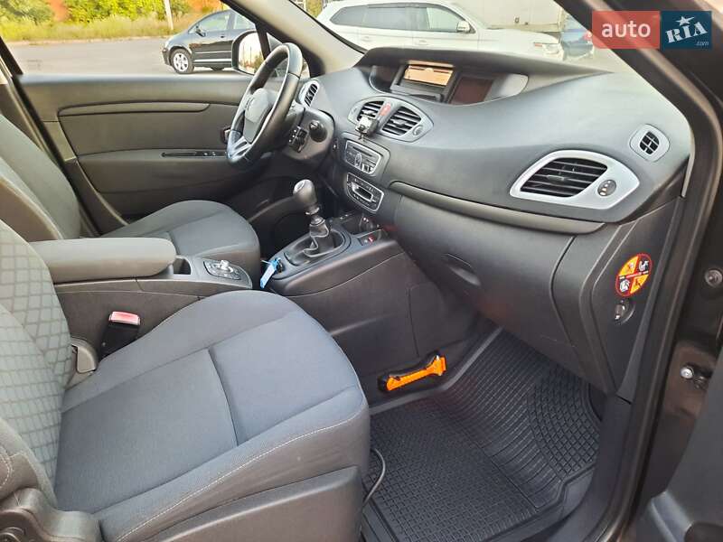 Мінівен Renault Grand Scenic 2011 в Полтаві