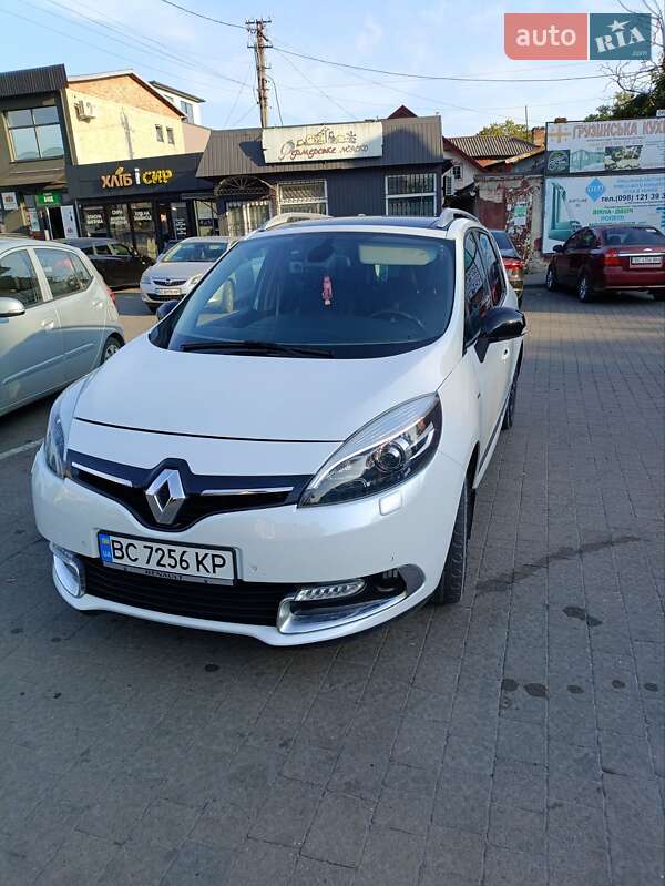 Мінівен Renault Grand Scenic 2015 в Пустомитах
