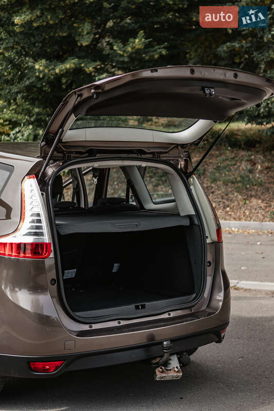 Мінівен Renault Grand Scenic 2010 в Бурштині