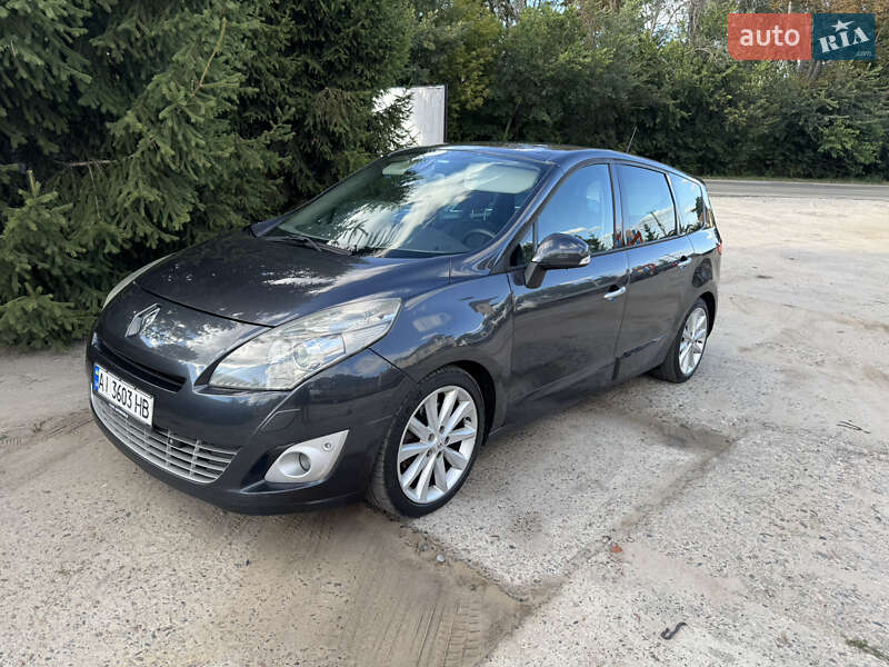 Renault Grand Scenic 2011