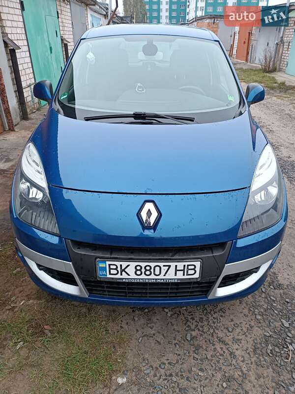 Renault Grand Scenic 2010