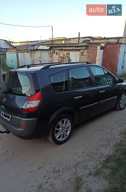Минивэн Renault Grand Scenic 2006 в 