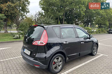 Минивэн Renault Grand Scenic 2010 в 