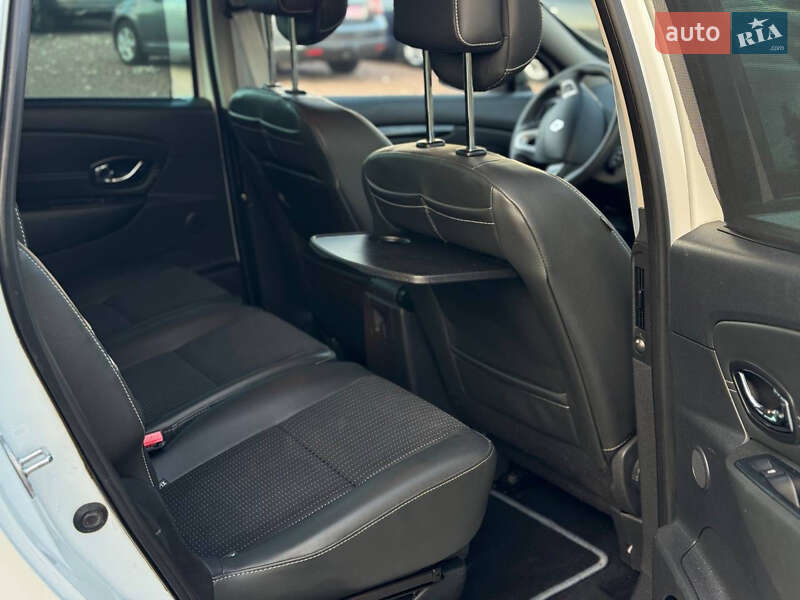 Минивэн Renault Grand Scenic 2012 в Дрогобыче