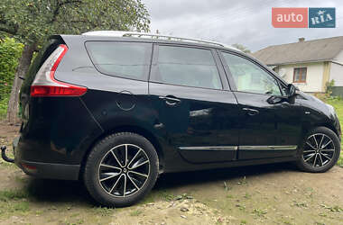 Мінівен Renault Grand Scenic 2013 в  фото 2 Мінівен Renault Grand Scenic 2013 в